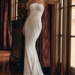 (NWT) Lulus Valeria White Lace Strapless Bustier Maxi Dress